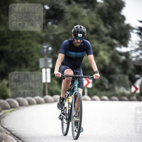 21.06.2026 - 29. Vierlanden-Triathlon H.Heesch http://msf.ph/oto/9908846 21.06.2026 11:52:32 Radfahren 687, 718, 896 meine-sportfotos.de