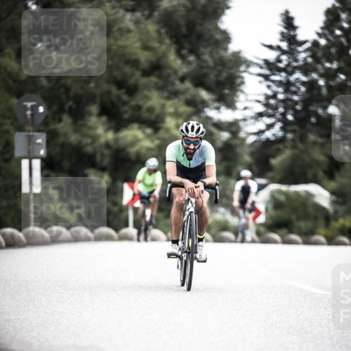 21.06.2026 - 29. Vierlanden-Triathlon H.Heesch http://msf.ph/oto/9908868 21.06.2026 11:52:48 Radfahren 256, 639, 729, 758, 796 meine-sportfotos.de