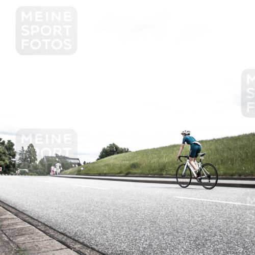21.06.2026 - 29. Vierlanden-Triathlon H.Heesch http://msf.ph/oto/9908886 21.06.2026 14:51:49 Radfahren  meine-sportfotos.de