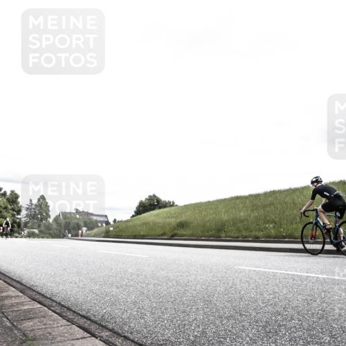 21.06.2026 - 29. Vierlanden-Triathlon H.Heesch http://msf.ph/oto/9908890 21.06.2026 14:52:06 Radfahren  meine-sportfotos.de