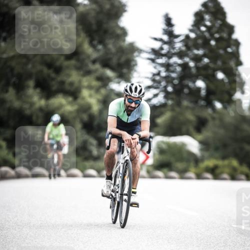 21.06.2026 - 29. Vierlanden-Triathlon H.Heesch http://msf.ph/oto/9908892 21.06.2026 11:52:49 Radfahren 256, 639, 729, 758, 796 meine-sportfotos.de