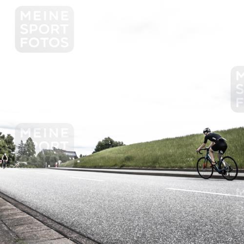 21.06.2026 - 29. Vierlanden-Triathlon H.Heesch http://msf.ph/oto/9908893 21.06.2026 14:52:06 Radfahren  meine-sportfotos.de