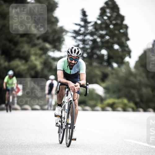 21.06.2026 - 29. Vierlanden-Triathlon H.Heesch http://msf.ph/oto/9908904 21.06.2026 11:52:49 Radfahren 256, 639, 729, 758, 796 meine-sportfotos.de