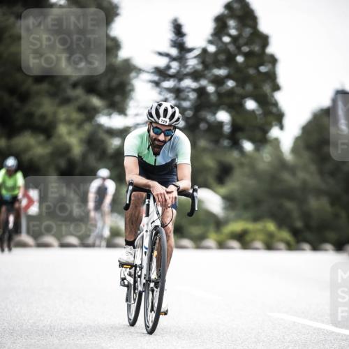21.06.2026 - 29. Vierlanden-Triathlon H.Heesch http://msf.ph/oto/9908907 21.06.2026 11:52:49 Radfahren 256, 639, 729, 758, 796 meine-sportfotos.de