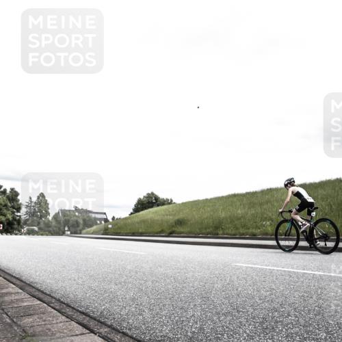 21.06.2026 - 29. Vierlanden-Triathlon H.Heesch http://msf.ph/oto/9908913 21.06.2026 14:52:18 Radfahren  meine-sportfotos.de