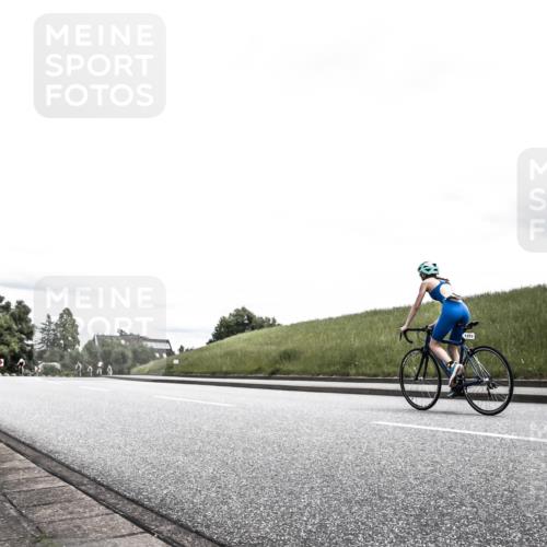 21.06.2026 - 29. Vierlanden-Triathlon H.Heesch http://msf.ph/oto/9908919 21.06.2026 14:52:25 Radfahren  meine-sportfotos.de