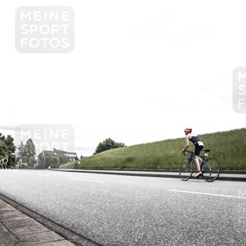 21.06.2026 - 29. Vierlanden-Triathlon H.Heesch http://msf.ph/oto/9908928 21.06.2026 14:52:29 Radfahren  meine-sportfotos.de