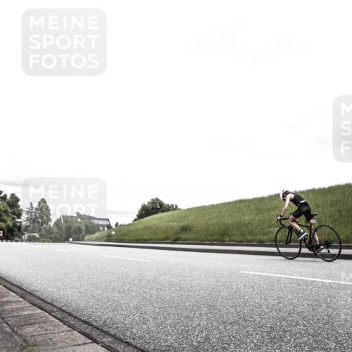 21.06.2026 - 29. Vierlanden-Triathlon H.Heesch http://msf.ph/oto/9908944 21.06.2026 14:52:38 Radfahren  meine-sportfotos.de