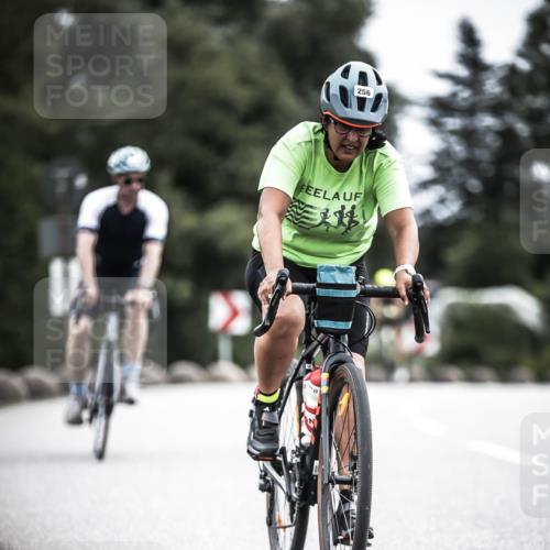 21.06.2026 - 29. Vierlanden-Triathlon H.Heesch http://msf.ph/oto/9908945 21.06.2026 11:52:53 Radfahren 256, 729, 758, 760, 796, 802 meine-sportfotos.de