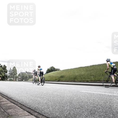 21.06.2026 - 29. Vierlanden-Triathlon H.Heesch http://msf.ph/oto/9908974 21.06.2026 14:52:43 Radfahren  meine-sportfotos.de