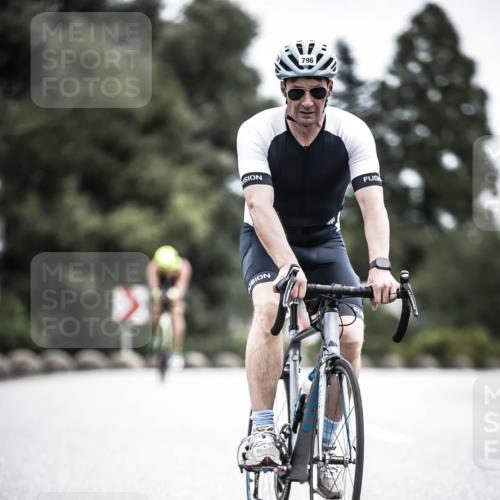 21.06.2026 - 29. Vierlanden-Triathlon H.Heesch http://msf.ph/oto/9908983 21.06.2026 11:52:55 Radfahren 256, 758, 760, 796, 802 meine-sportfotos.de