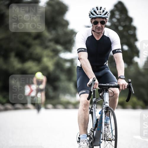21.06.2026 - 29. Vierlanden-Triathlon H.Heesch http://msf.ph/oto/9908988 21.06.2026 11:52:55 Radfahren 256, 758, 760, 796, 802 meine-sportfotos.de
