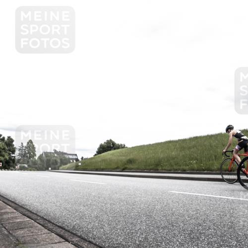 21.06.2026 - 29. Vierlanden-Triathlon H.Heesch http://msf.ph/oto/9908999 21.06.2026 14:52:59 Radfahren  meine-sportfotos.de