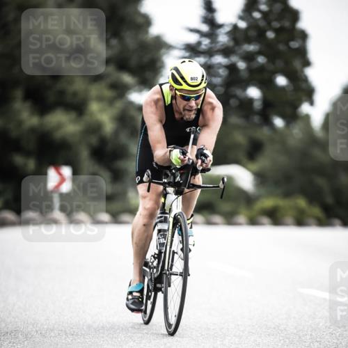 21.06.2026 - 29. Vierlanden-Triathlon H.Heesch http://msf.ph/oto/9909002 21.06.2026 11:52:57 Radfahren 256, 758, 760, 796, 802 meine-sportfotos.de