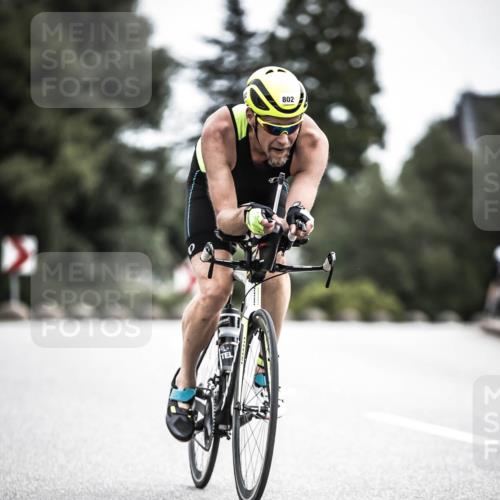 21.06.2026 - 29. Vierlanden-Triathlon H.Heesch http://msf.ph/oto/9909011 21.06.2026 11:52:58 Radfahren 256, 760, 796, 802 meine-sportfotos.de
