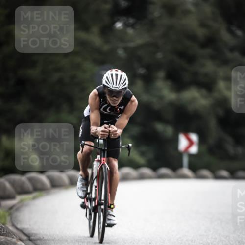 21.06.2026 - 29. Vierlanden-Triathlon H.Heesch http://msf.ph/oto/9909021 21.06.2026 09:27:09 Radfahren 27, 84, 169, 198 meine-sportfotos.de