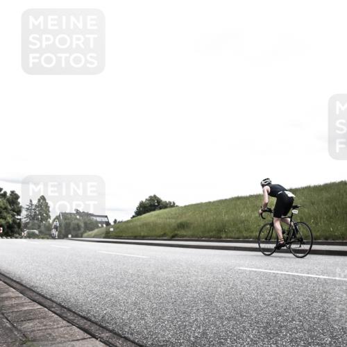 21.06.2026 - 29. Vierlanden-Triathlon H.Heesch http://msf.ph/oto/9909029 21.06.2026 14:53:04 Radfahren  meine-sportfotos.de