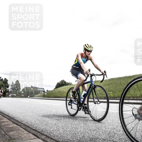 21.06.2026 - 29. Vierlanden-Triathlon H.Heesch http://msf.ph/oto/9909048 21.06.2026 14:53:29 Radfahren  meine-sportfotos.de