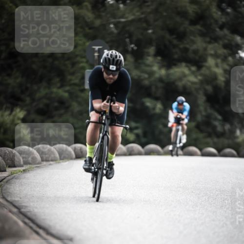 21.06.2026 - 29. Vierlanden-Triathlon H.Heesch http://msf.ph/oto/9909050 21.06.2026 09:27:16 Radfahren 27, 43, 56, 103, 139, 179, 198 meine-sportfotos.de