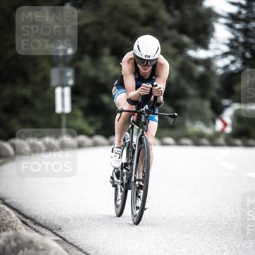 21.06.2026 - 29. Vierlanden-Triathlon H.Heesch http://msf.ph/oto/9909056 21.06.2026 11:53:10 Radfahren 838 meine-sportfotos.de