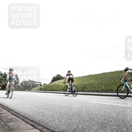 21.06.2026 - 29. Vierlanden-Triathlon H.Heesch http://msf.ph/oto/9909063 21.06.2026 14:53:35 Radfahren  meine-sportfotos.de
