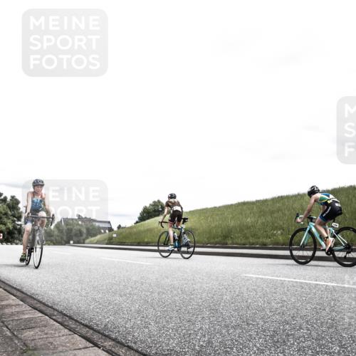 21.06.2026 - 29. Vierlanden-Triathlon H.Heesch http://msf.ph/oto/9909067 21.06.2026 14:53:35 Radfahren  meine-sportfotos.de