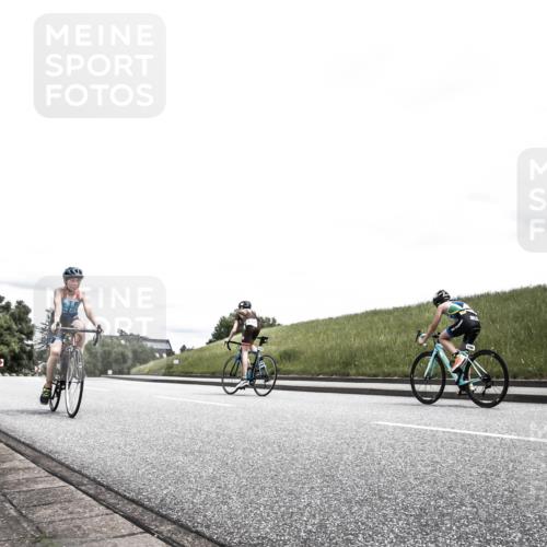 21.06.2026 - 29. Vierlanden-Triathlon H.Heesch http://msf.ph/oto/9909070 21.06.2026 14:53:36 Radfahren  meine-sportfotos.de