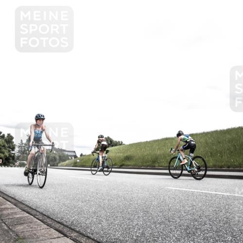 21.06.2026 - 29. Vierlanden-Triathlon H.Heesch http://msf.ph/oto/9909073 21.06.2026 14:53:36 Radfahren  meine-sportfotos.de