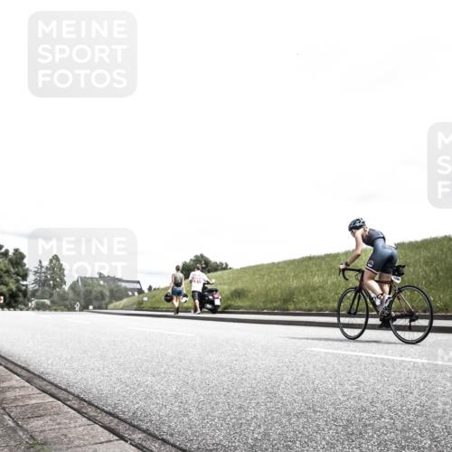 21.06.2026 - 29. Vierlanden-Triathlon H.Heesch http://msf.ph/oto/9909097 21.06.2026 14:54:26 Radfahren  meine-sportfotos.de