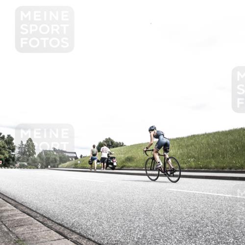 21.06.2026 - 29. Vierlanden-Triathlon H.Heesch http://msf.ph/oto/9909104 21.06.2026 14:54:26 Radfahren  meine-sportfotos.de