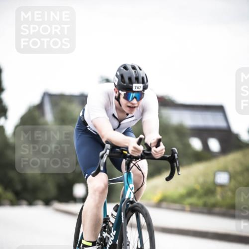 21.06.2026 - 29. Vierlanden-Triathlon H.Heesch http://msf.ph/oto/9909105 21.06.2026 11:53:21 Radfahren 265, 707, 747, 772 meine-sportfotos.de