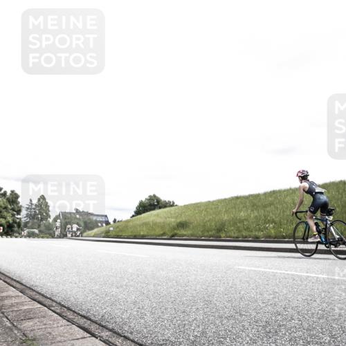 21.06.2026 - 29. Vierlanden-Triathlon H.Heesch http://msf.ph/oto/9909117 21.06.2026 14:54:49 Radfahren  meine-sportfotos.de
