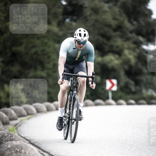 21.06.2026 - 29. Vierlanden-Triathlon H.Heesch http://msf.ph/oto/9909141 21.06.2026 11:53:27 Radfahren 707, 772, 779, 783 meine-sportfotos.de