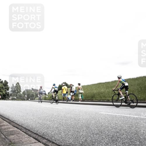 21.06.2026 - 29. Vierlanden-Triathlon H.Heesch http://msf.ph/oto/9909159 21.06.2026 14:55:41 Radfahren  meine-sportfotos.de