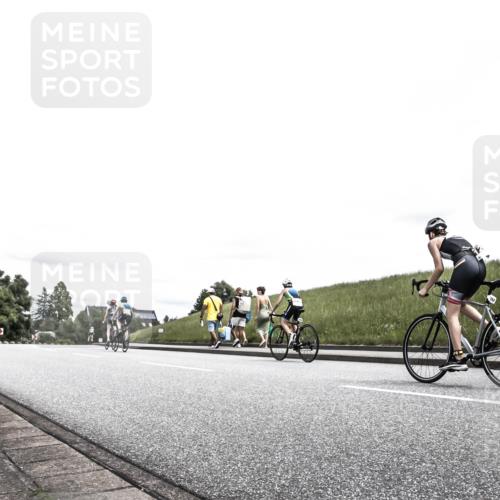 21.06.2026 - 29. Vierlanden-Triathlon H.Heesch http://msf.ph/oto/9909165 21.06.2026 14:55:42 Radfahren  meine-sportfotos.de