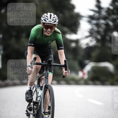 21.06.2026 - 29. Vierlanden-Triathlon H.Heesch http://msf.ph/oto/9909167 21.06.2026 09:27:44 Radfahren 135, 243, 259 meine-sportfotos.de