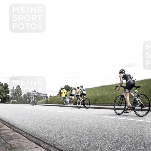 21.06.2026 - 29. Vierlanden-Triathlon H.Heesch http://msf.ph/oto/9909168 21.06.2026 14:55:42 Radfahren  meine-sportfotos.de