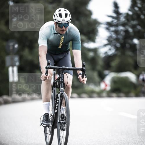 21.06.2026 - 29. Vierlanden-Triathlon H.Heesch http://msf.ph/oto/9909172 21.06.2026 11:53:28 Radfahren 707, 779, 783, 821 meine-sportfotos.de