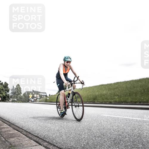 21.06.2026 - 29. Vierlanden-Triathlon H.Heesch http://msf.ph/oto/9909184 21.06.2026 14:56:00 Radfahren  meine-sportfotos.de
