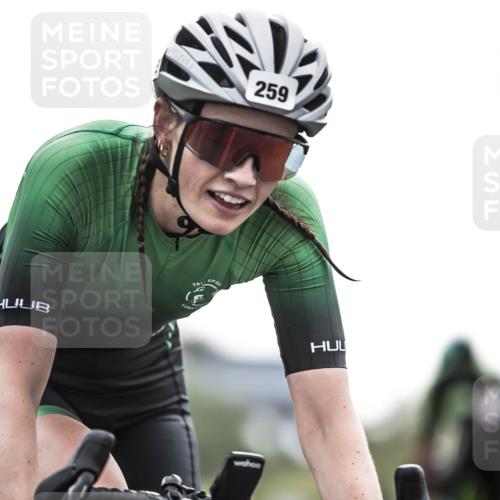 21.06.2026 - 29. Vierlanden-Triathlon H.Heesch http://msf.ph/oto/9909196 21.06.2026 09:27:45 Radfahren 135, 161, 243, 259 meine-sportfotos.de