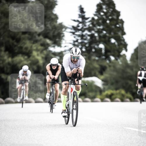 21.06.2026 - 29. Vierlanden-Triathlon H.Heesch http://msf.ph/oto/9909201 21.06.2026 11:53:34 Radfahren 133, 289, 720, 761, 779, 783, 813, 821, 844 meine-sportfotos.de