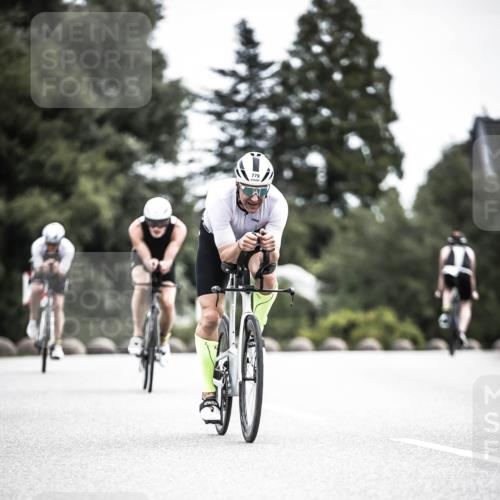21.06.2026 - 29. Vierlanden-Triathlon H.Heesch http://msf.ph/oto/9909206 21.06.2026 11:53:34 Radfahren 133, 289, 720, 761, 779, 783, 813, 821, 844 meine-sportfotos.de