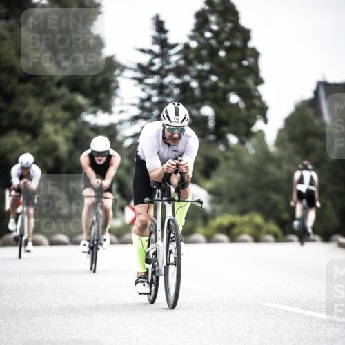 21.06.2026 - 29. Vierlanden-Triathlon H.Heesch http://msf.ph/oto/9909209 21.06.2026 11:53:34 Radfahren 133, 289, 720, 761, 779, 783, 813, 821, 844 meine-sportfotos.de