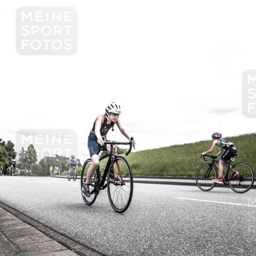 21.06.2026 - 29. Vierlanden-Triathlon H.Heesch http://msf.ph/oto/9909223 21.06.2026 14:56:21 Radfahren 1328 meine-sportfotos.de
