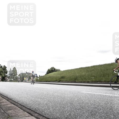 21.06.2026 - 29. Vierlanden-Triathlon H.Heesch http://msf.ph/oto/9909229 21.06.2026 14:56:23 Radfahren 1299, 1312, 1328 meine-sportfotos.de