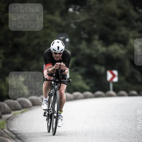 21.06.2026 - 29. Vierlanden-Triathlon H.Heesch http://msf.ph/oto/9909240 21.06.2026 09:27:57 Radfahren 83, 99, 219 meine-sportfotos.de