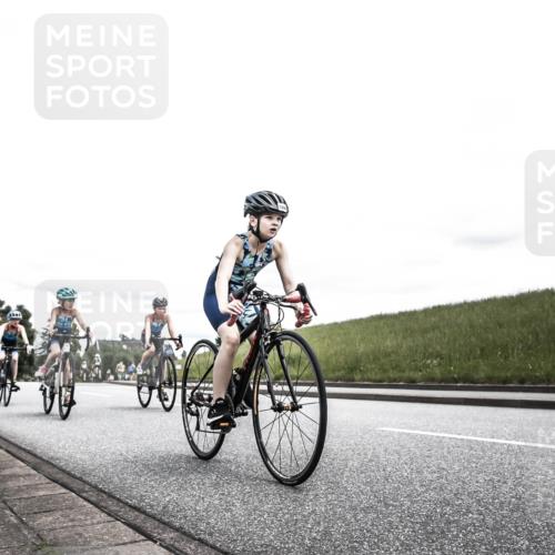 21.06.2026 - 29. Vierlanden-Triathlon H.Heesch http://msf.ph/oto/9909244 21.06.2026 14:56:28 Radfahren 1296, 1299, 1300, 1312, 1330, 1333 meine-sportfotos.de