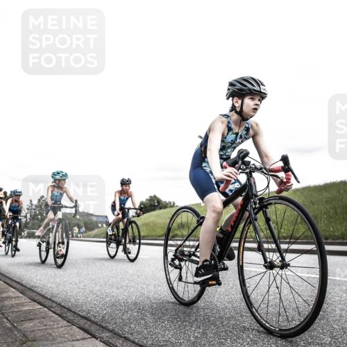 21.06.2026 - 29. Vierlanden-Triathlon H.Heesch http://msf.ph/oto/9909250 21.06.2026 14:56:28 Radfahren 1296, 1299, 1300, 1312, 1330, 1333 meine-sportfotos.de