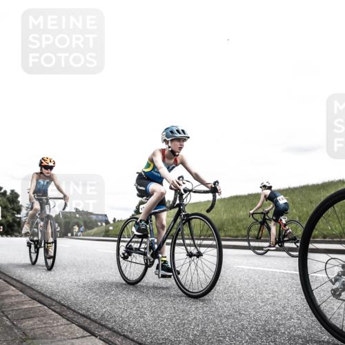 21.06.2026 - 29. Vierlanden-Triathlon H.Heesch http://msf.ph/oto/9909266 21.06.2026 14:56:29 Radfahren 1296, 1299, 1300, 1312, 1330, 1333 meine-sportfotos.de