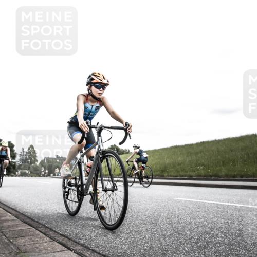 21.06.2026 - 29. Vierlanden-Triathlon H.Heesch http://msf.ph/oto/9909272 21.06.2026 14:56:30 Radfahren 1296, 1299, 1300, 1330, 1333 meine-sportfotos.de